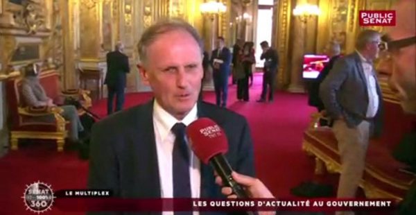 Interview de Public Sénat après réunion de travail à l'Élysée le 17 octobre 2017.
