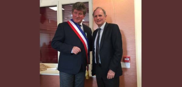 13 avril 2019. Remise de la médaille d’honneur communale à M. Daniel BEUZE, Maire de Domeyrot.