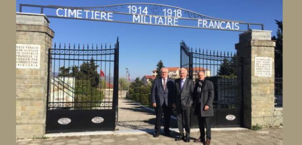 Visite en Albanie, en qualité de vice-président du groupe interparlementaire d’amitié France-Albanie.